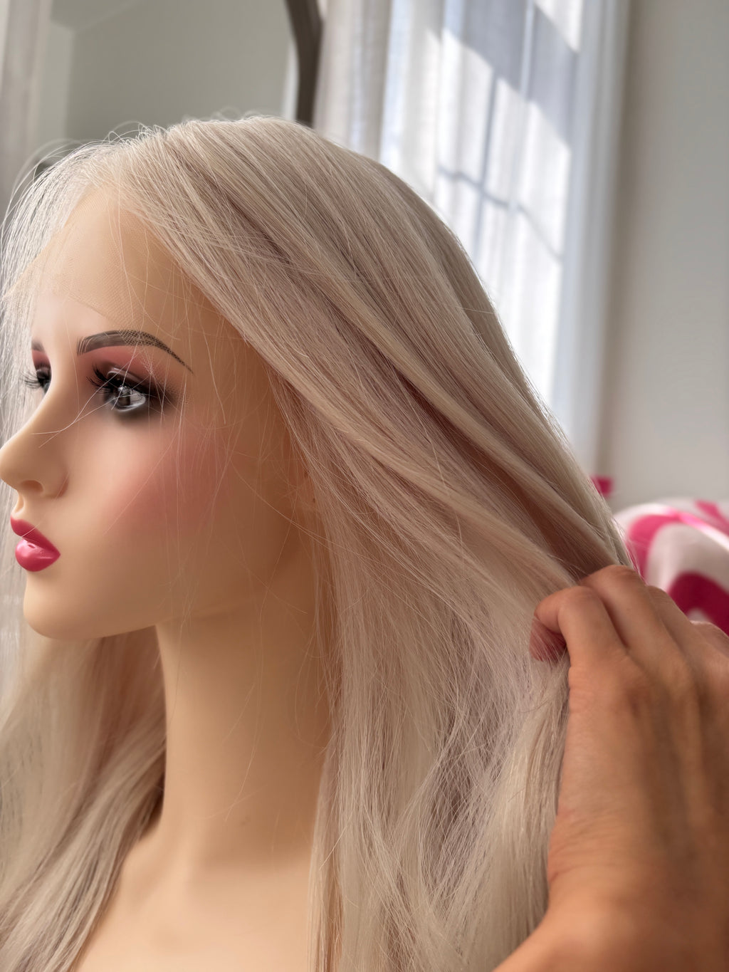 (Limited Edition, once in a lifetime TV wig) Valyria, Size S, 52cm